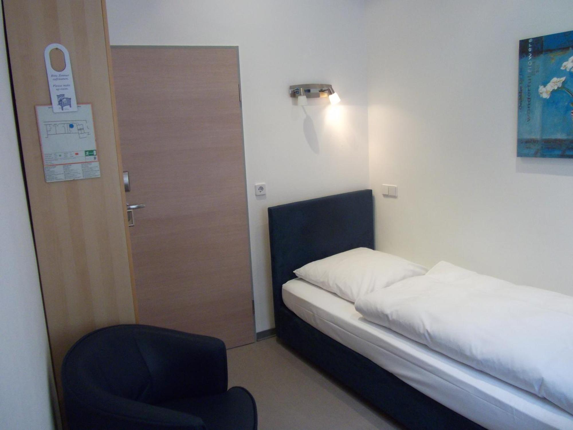 Hotel Alt - Tegel Berlin Phòng bức ảnh